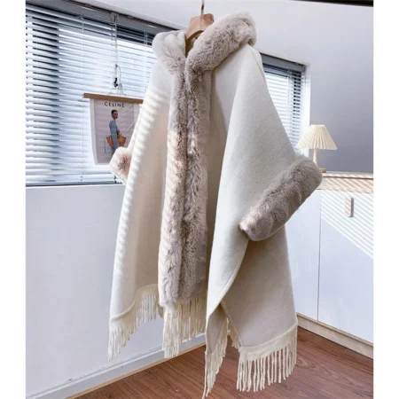Poncho Women's
